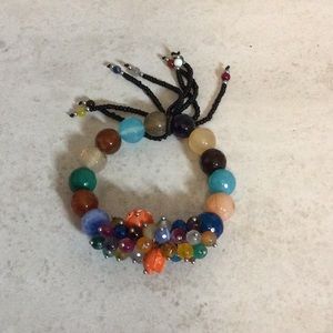 Blingy multi-color bead stretch bracelet